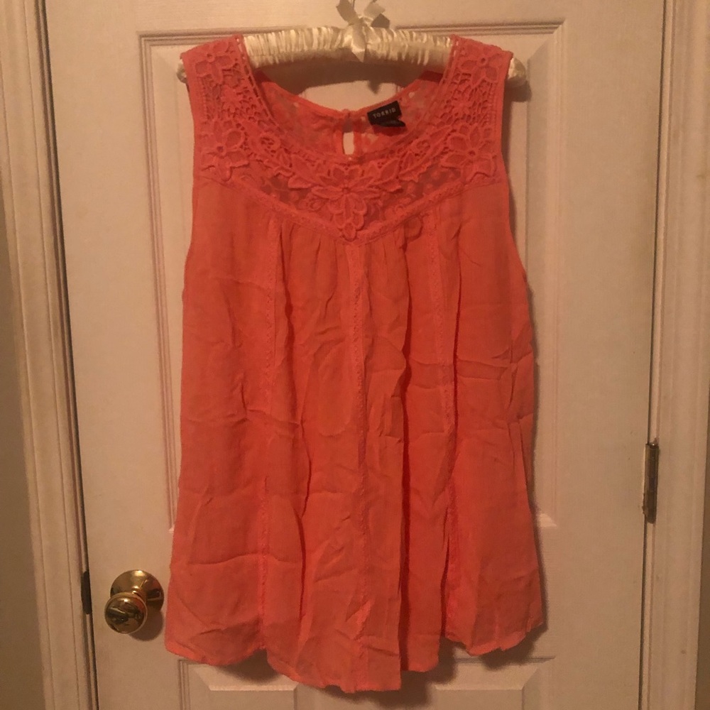 Torrid Pink Sleeveless Floral Lace Neck Top size 1x